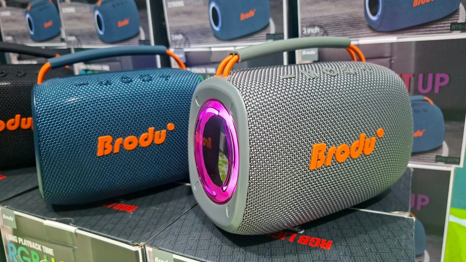 BOCINA CON SUBWOOFER INTEGRADO DE EXCELENTE CALIDAD EN SONIDO