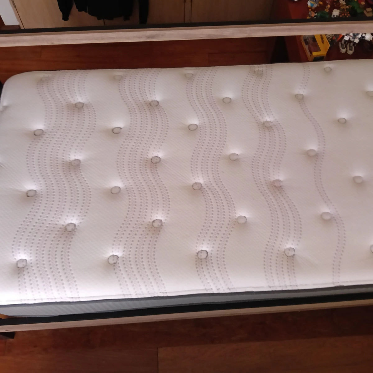 Cama y colchón
