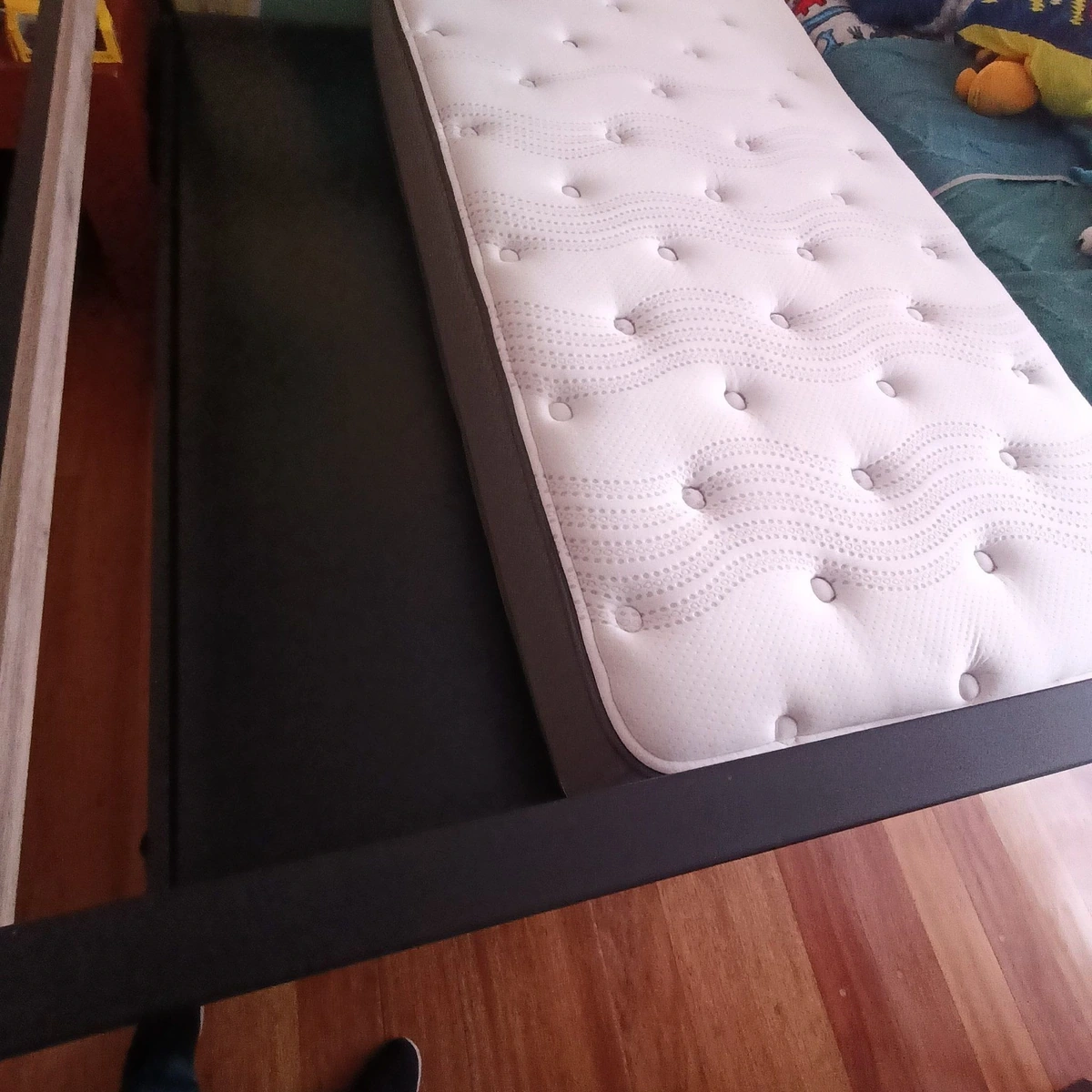 Cama y colchon