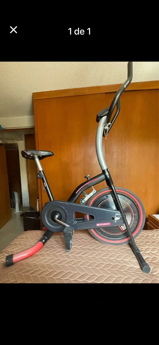 Bicicleta fija de ejercicio