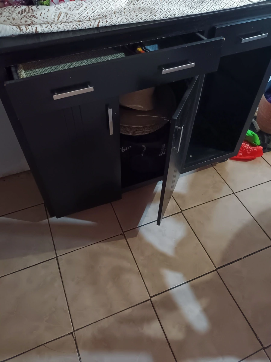 Mueble para cocina tipo almacén con rueditas