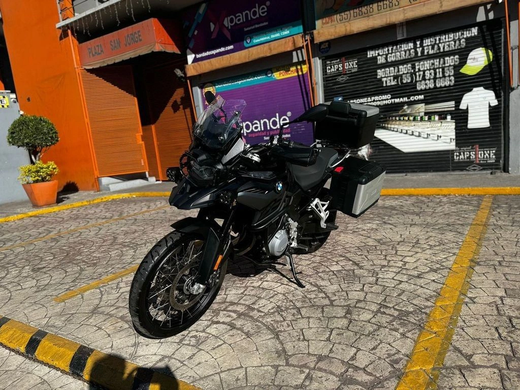BMW F 850 2023 TRIPLE BLACK