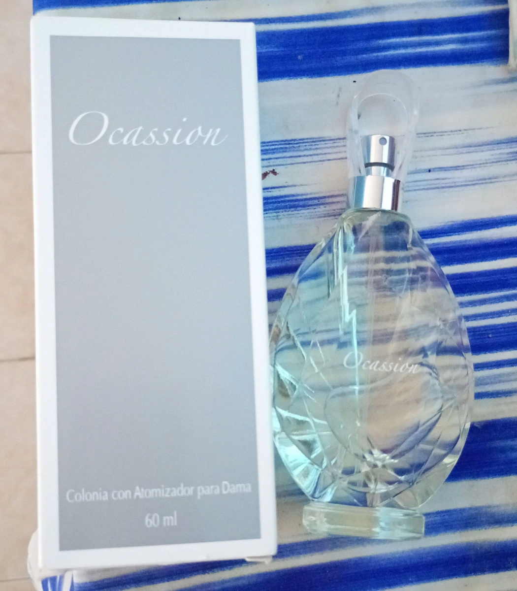 Vendo perfume nuevo de dama a  class=