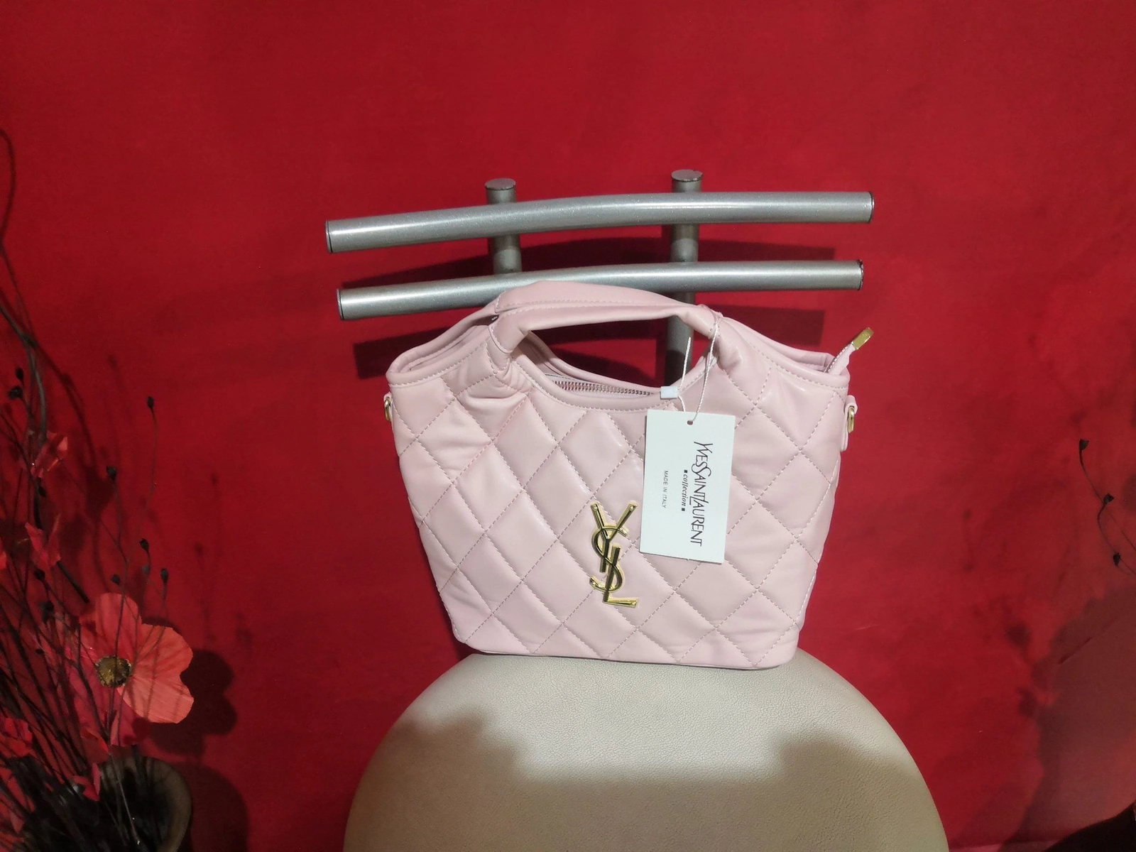 Bolsa clon de diferentes marcas
