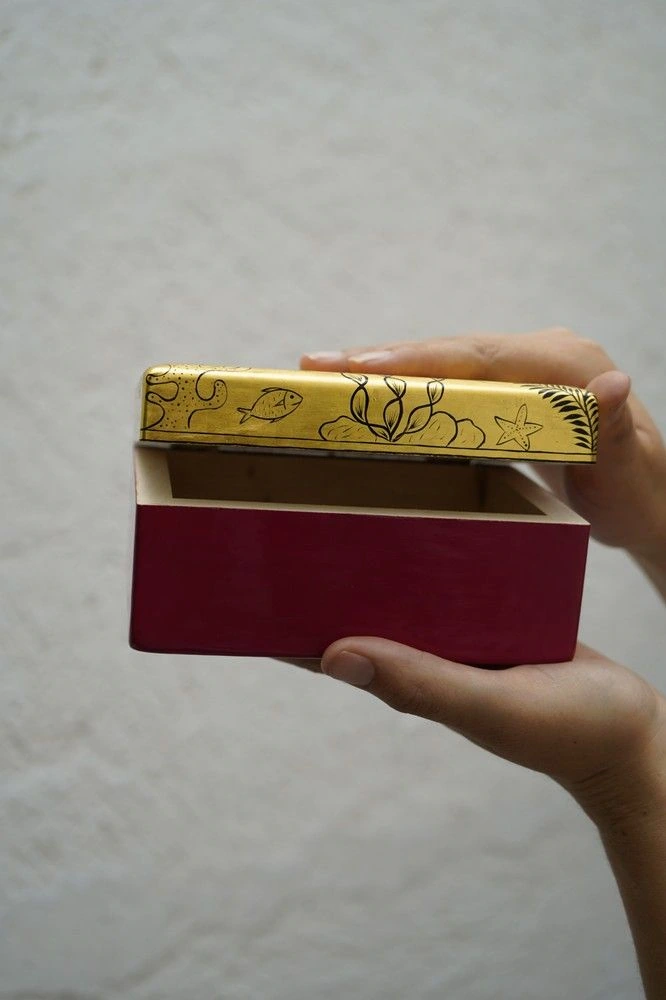 Caja alhajera de oro florentino