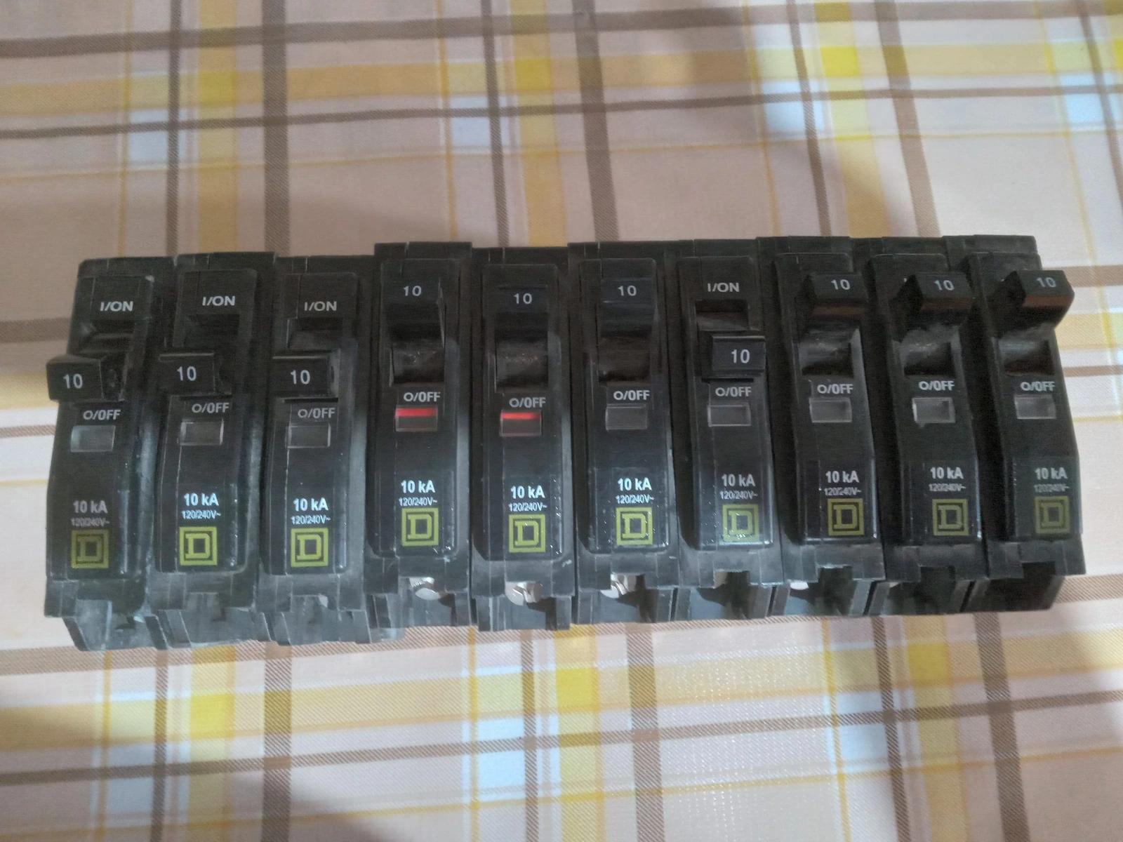 Interruptor qo 1x10 sq