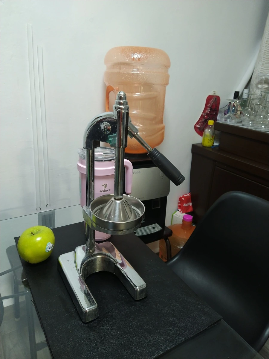 Un exprimidor de naranjas