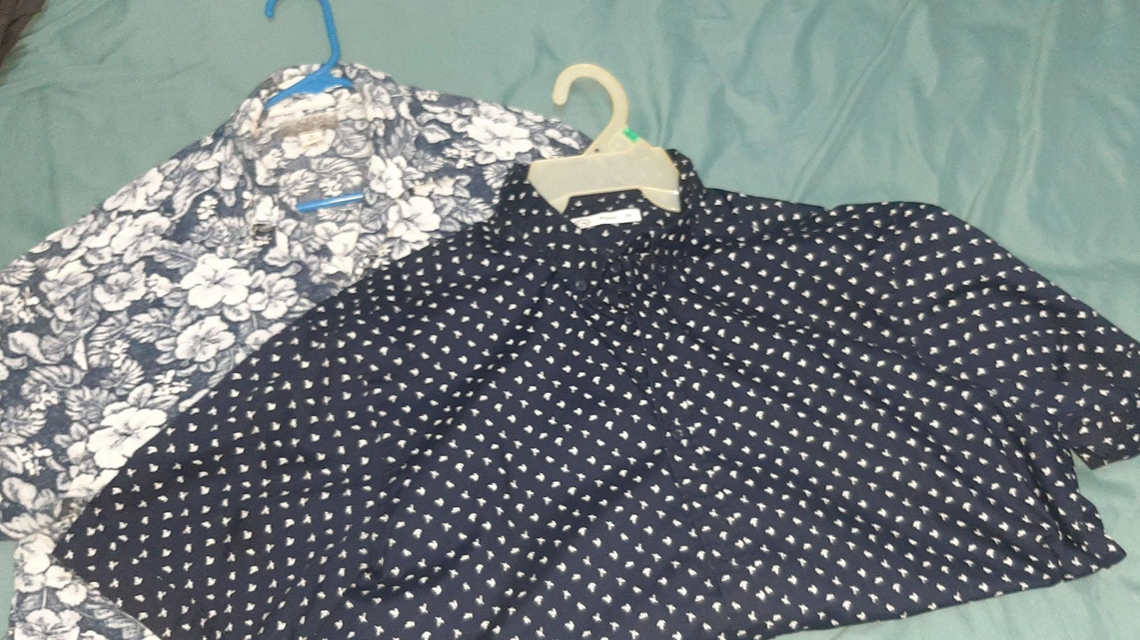 Set de 2 camisas hombre como nuevas