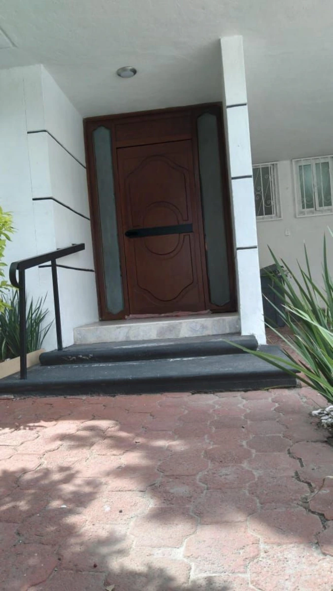CASA EN VENTA VI SECCIÓN SAN JUAN DE ARAGON