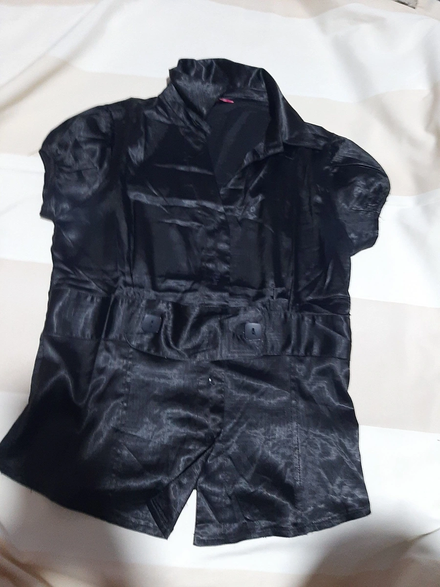 Blusa negra satin