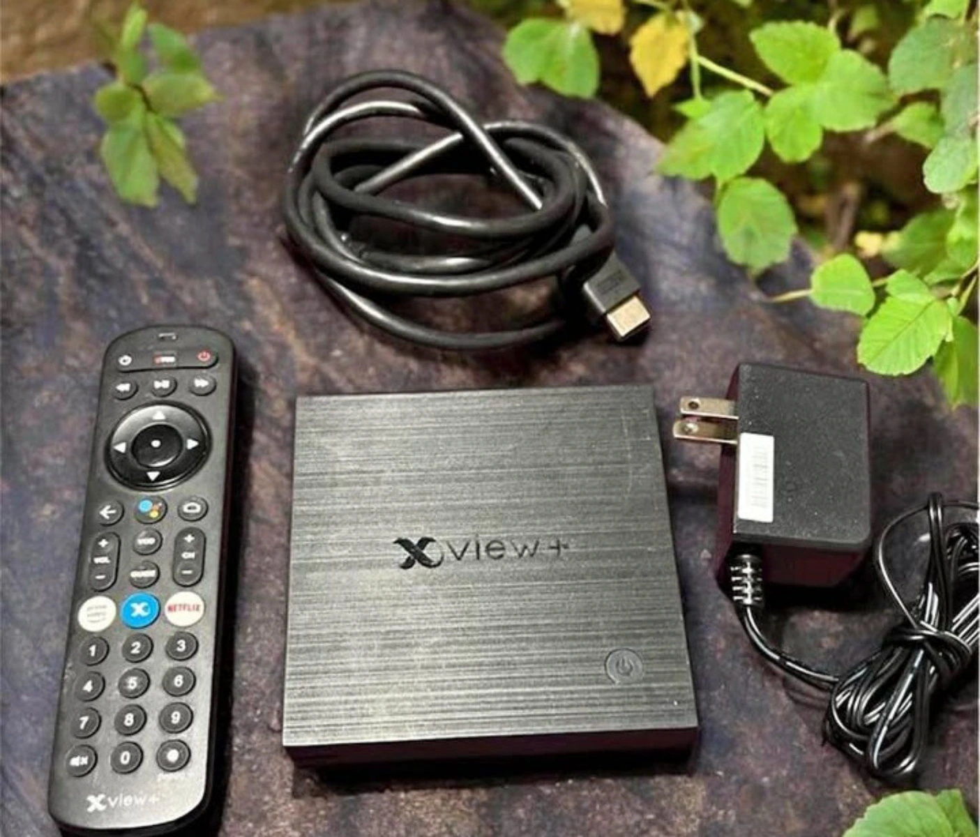 Caja con películas, series y más