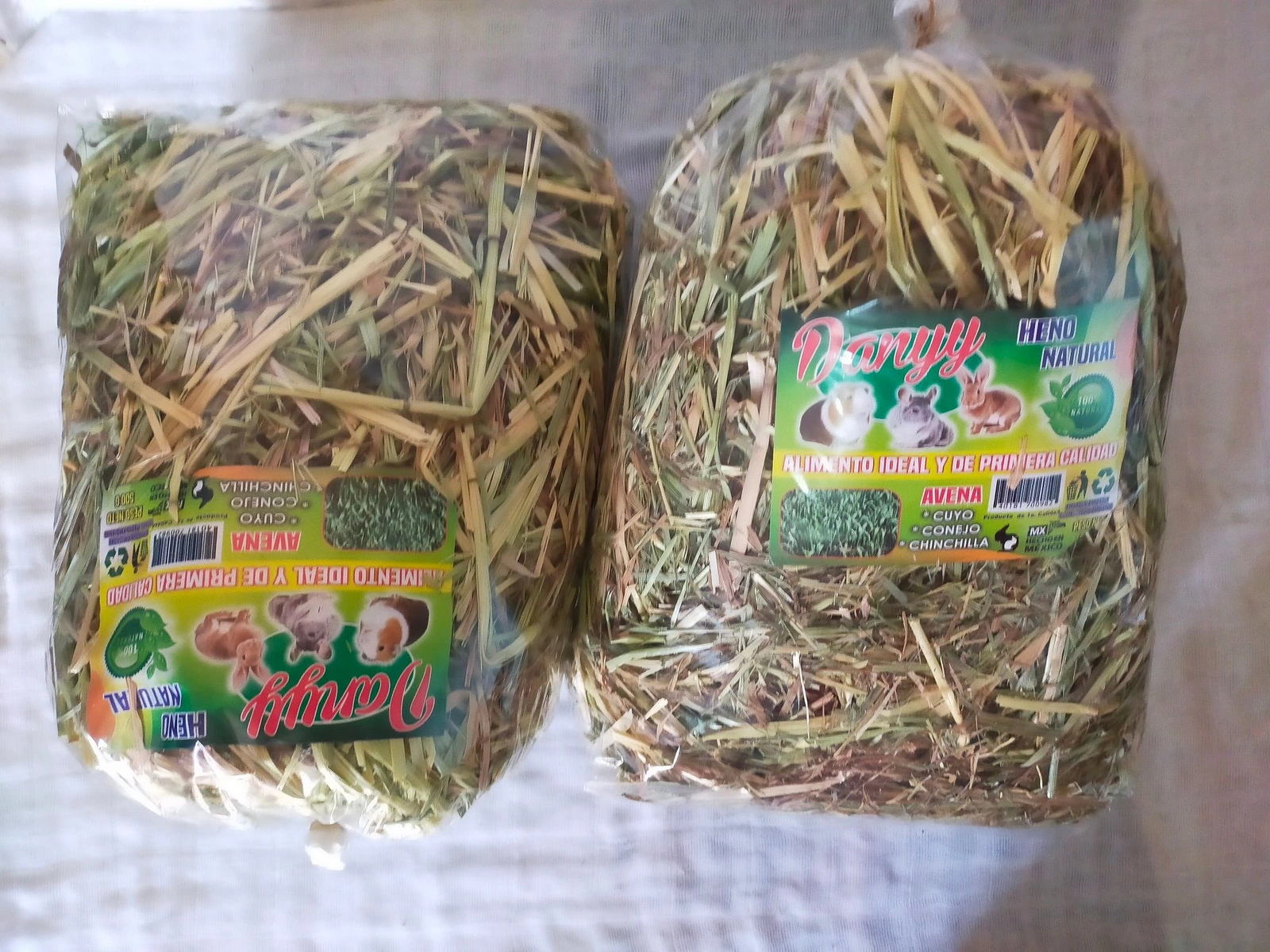 2 Bolsas de Henos 100% Natural De Avena Para Cuyo, Conejo Y Chinchilla