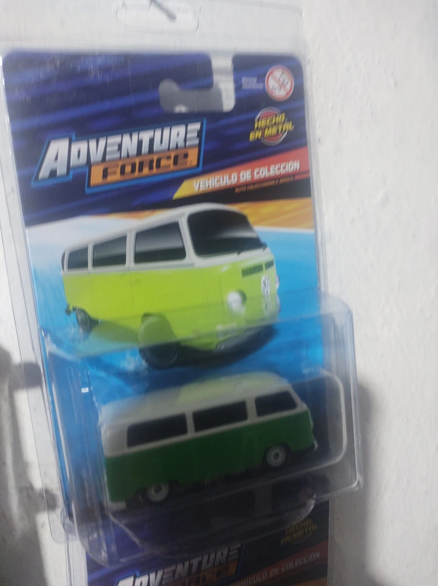 Maisto combi del tamaño de los hotwheels Av pantitlan y Sor Juana