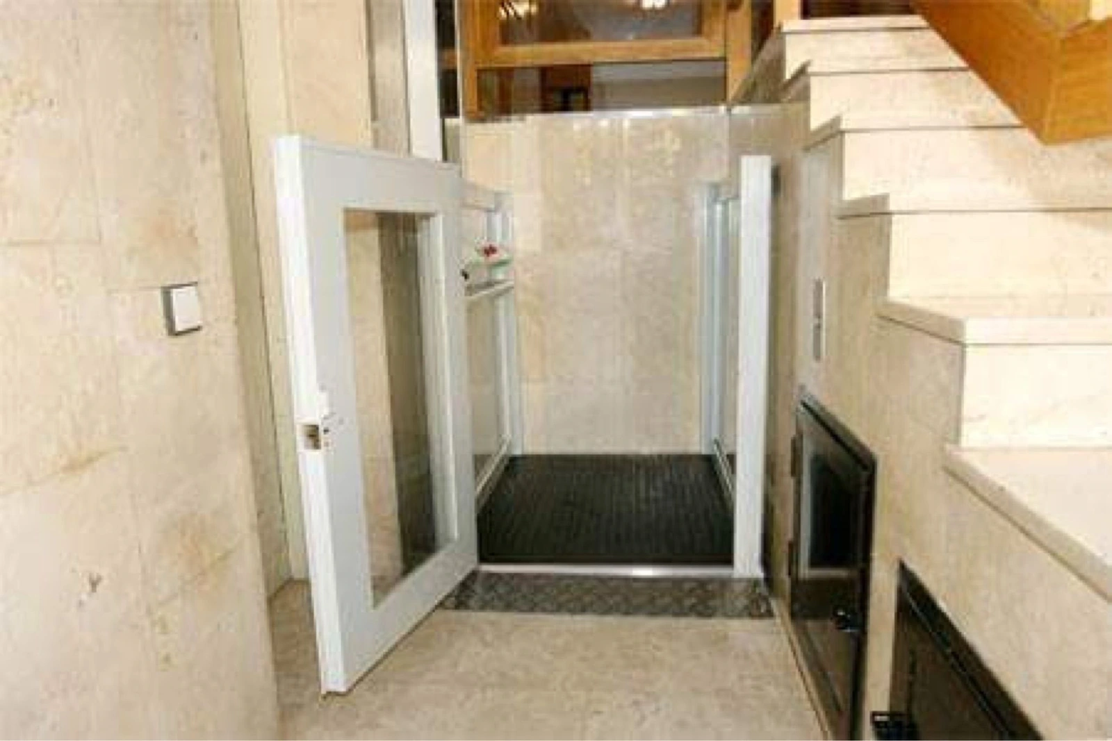 Elevador hidráulico
