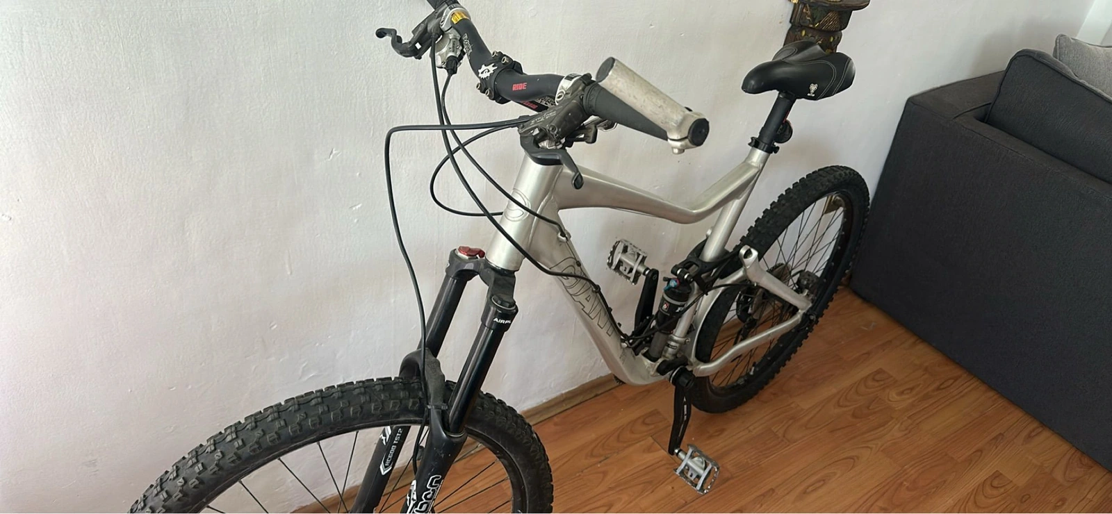 Bicicleta de montaña marca giant