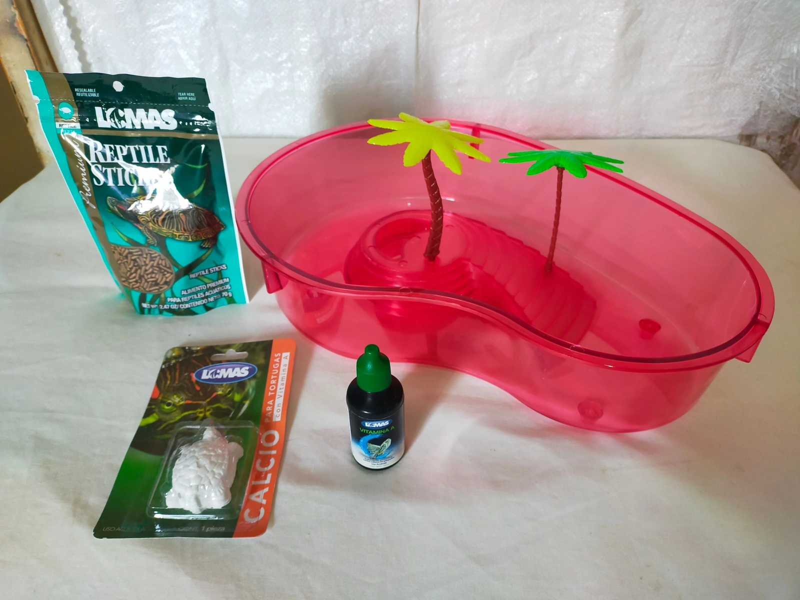 Tortuguero De Plástico Riñón Grande Y Alimento Premium 70 Grs. (Varios Colores)