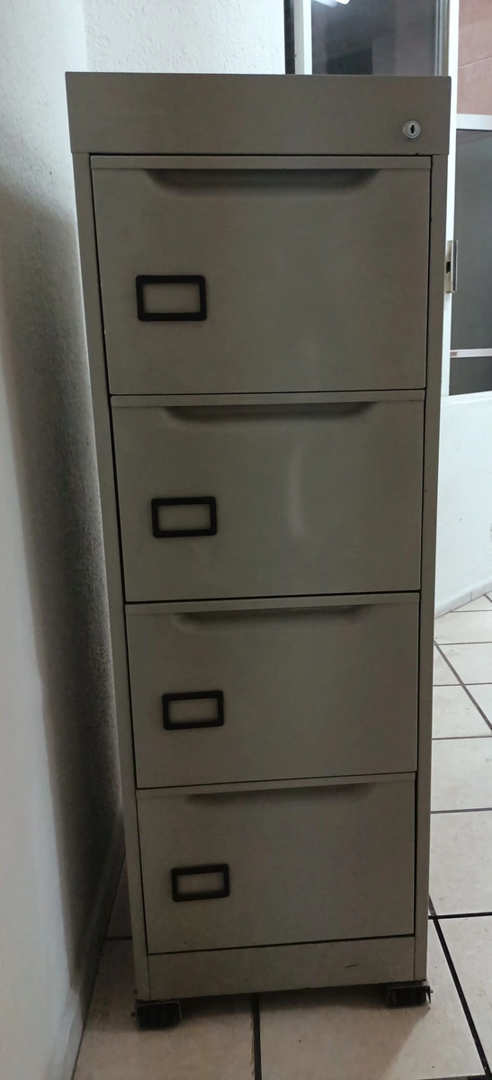 Archiveror de 4 Gavetas con llave color beige