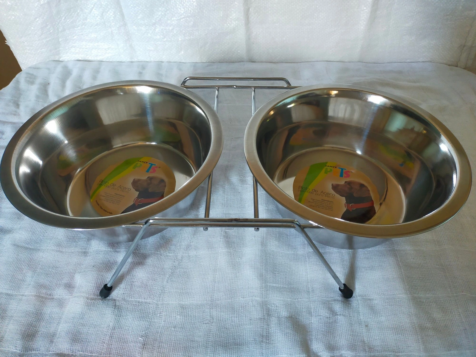 Platos Para Agua Y Alimento C/base P/perro Grande 64 Oz