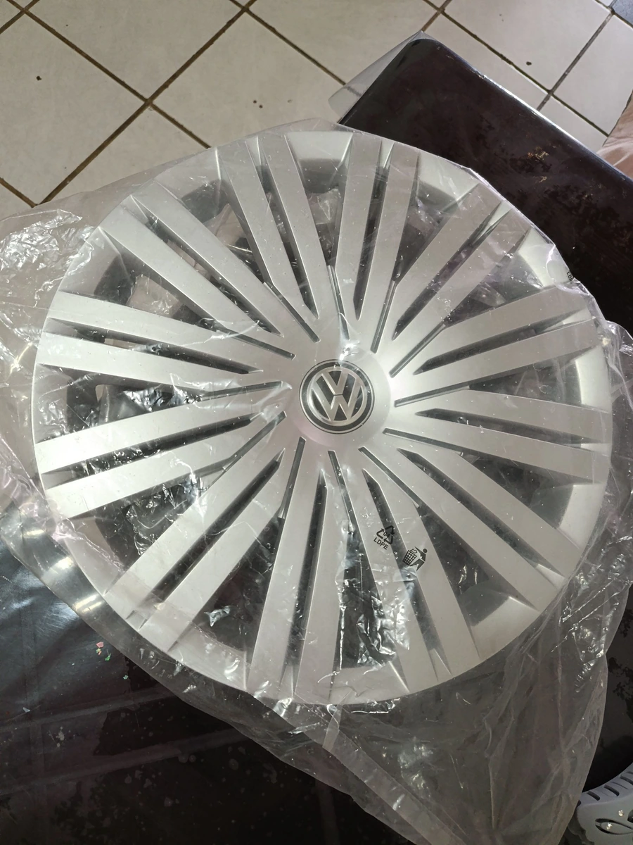 Set de 3 tapones originales para llanta WV Polo