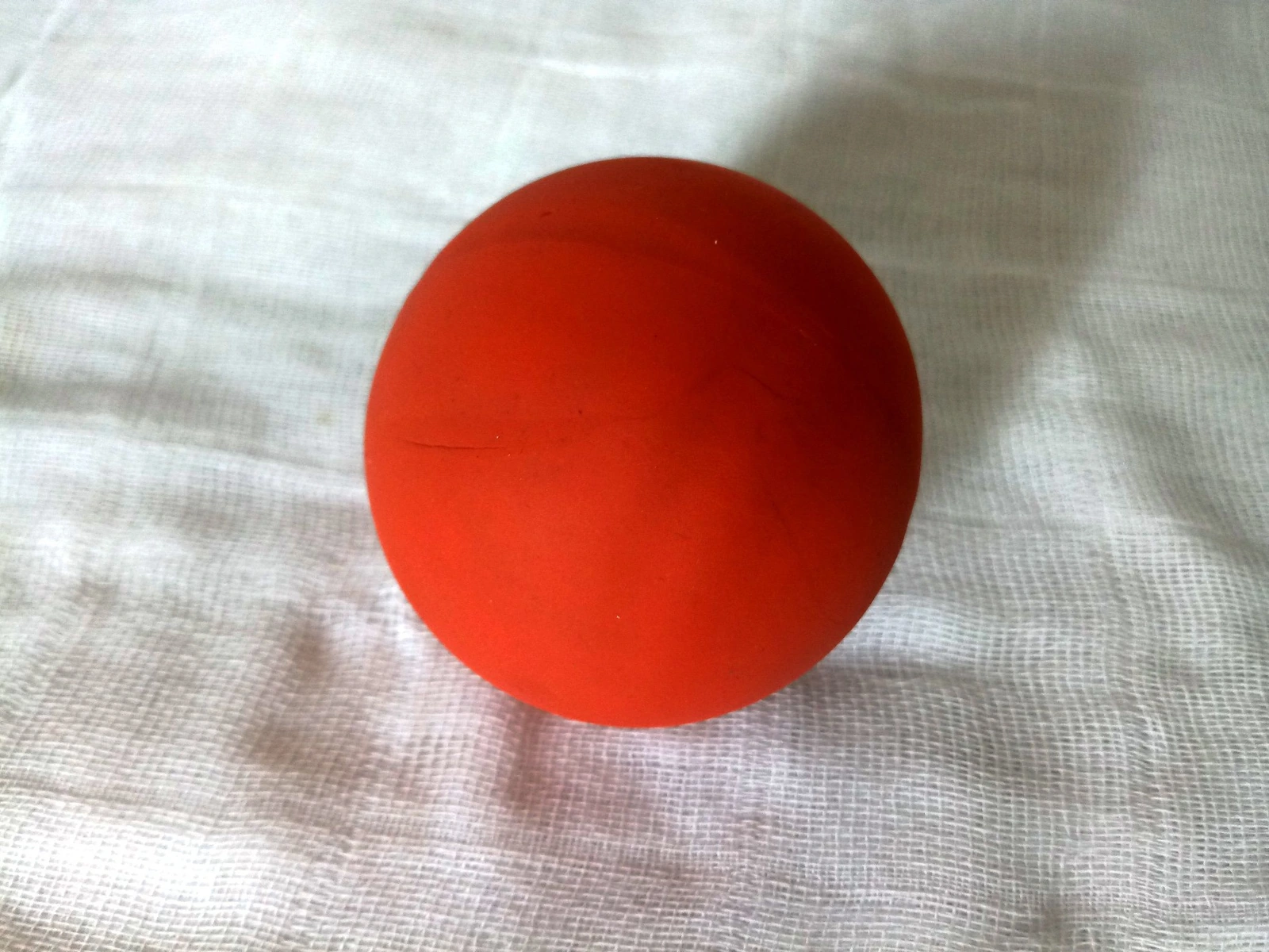 Pelota De Goma Maciza Para Perro Grande Y  Gigante