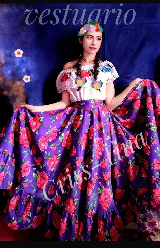 Falda floreada para bailables