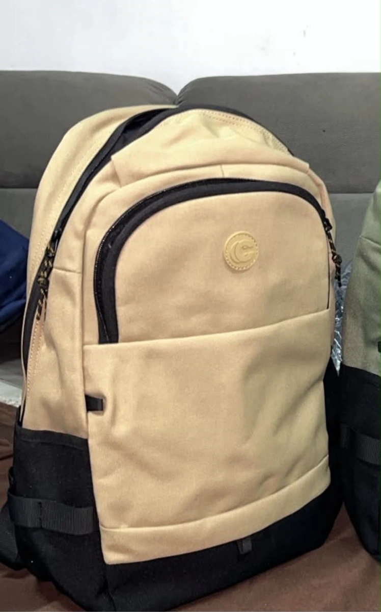 Remate de mochilas