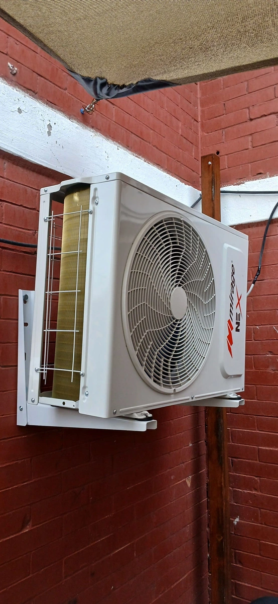 Aire Acondicionado Minisplit - Instalación,  Mantenimiento y Reparación