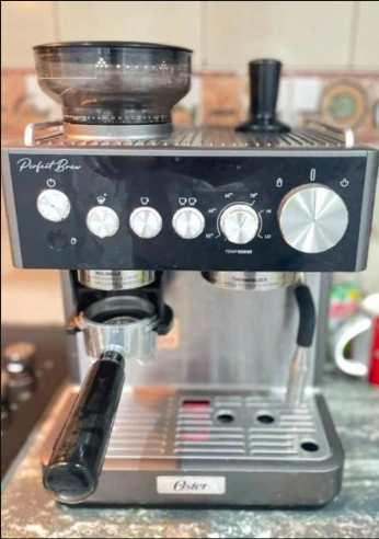 CAFETERA OSTER PERFECT BREW CON MOLINO INTEGRADO