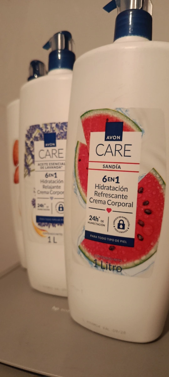 CREMA COORPORAL AVON CARE