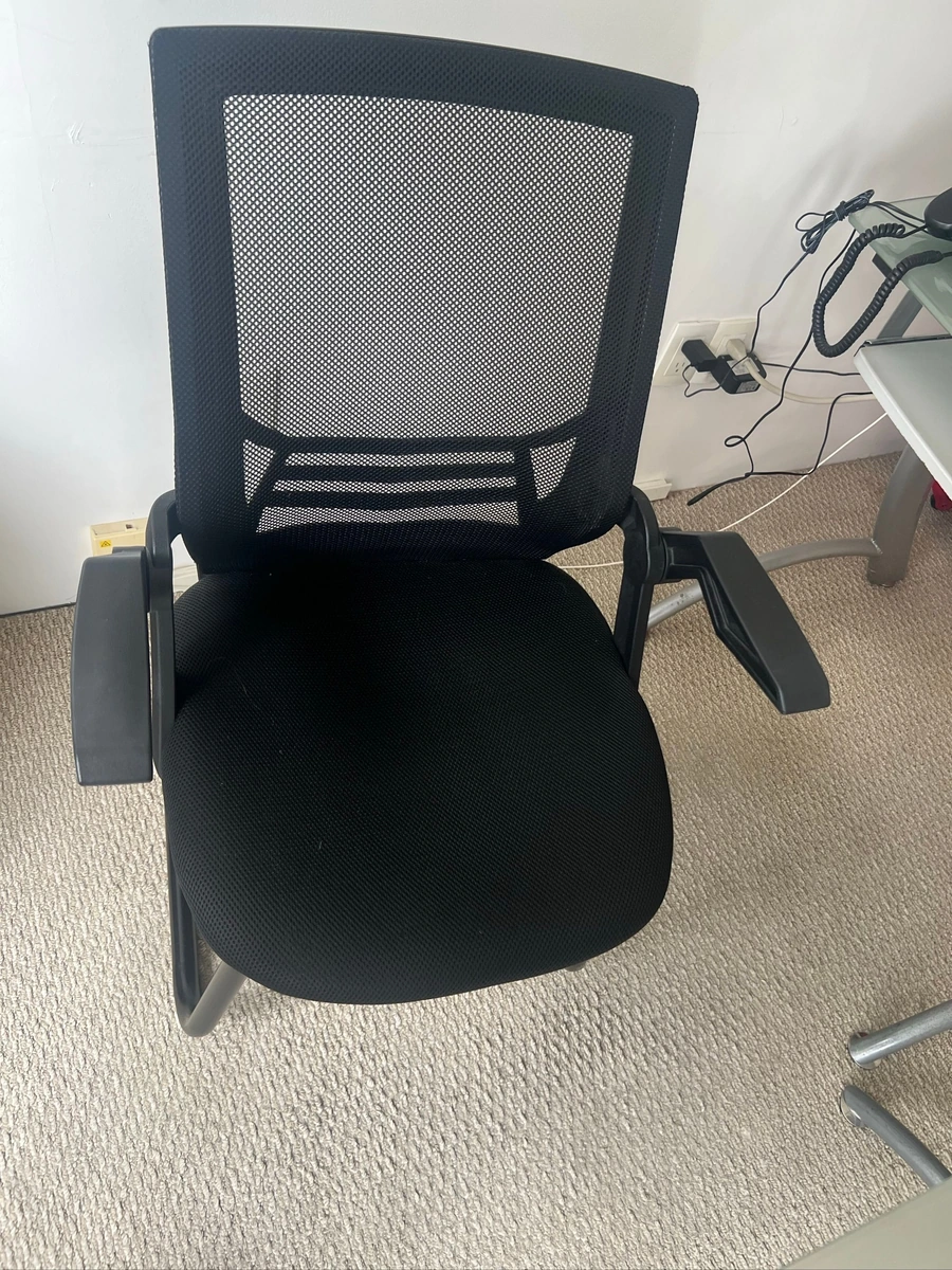 Silla giratoria de tela para escritorio