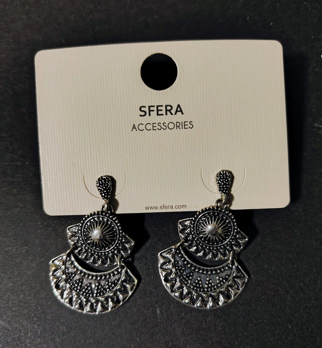 Aretes