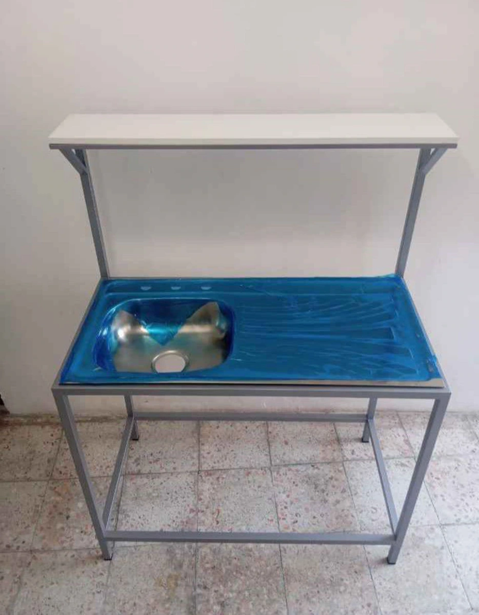 Mueble con repisa y Tarja grande de acero inoxidable