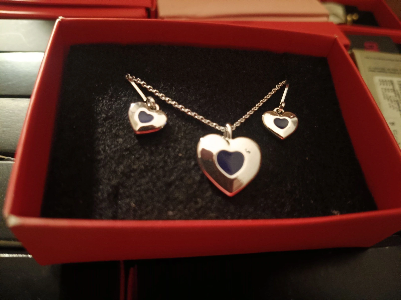 Collar y aretes Silver Love