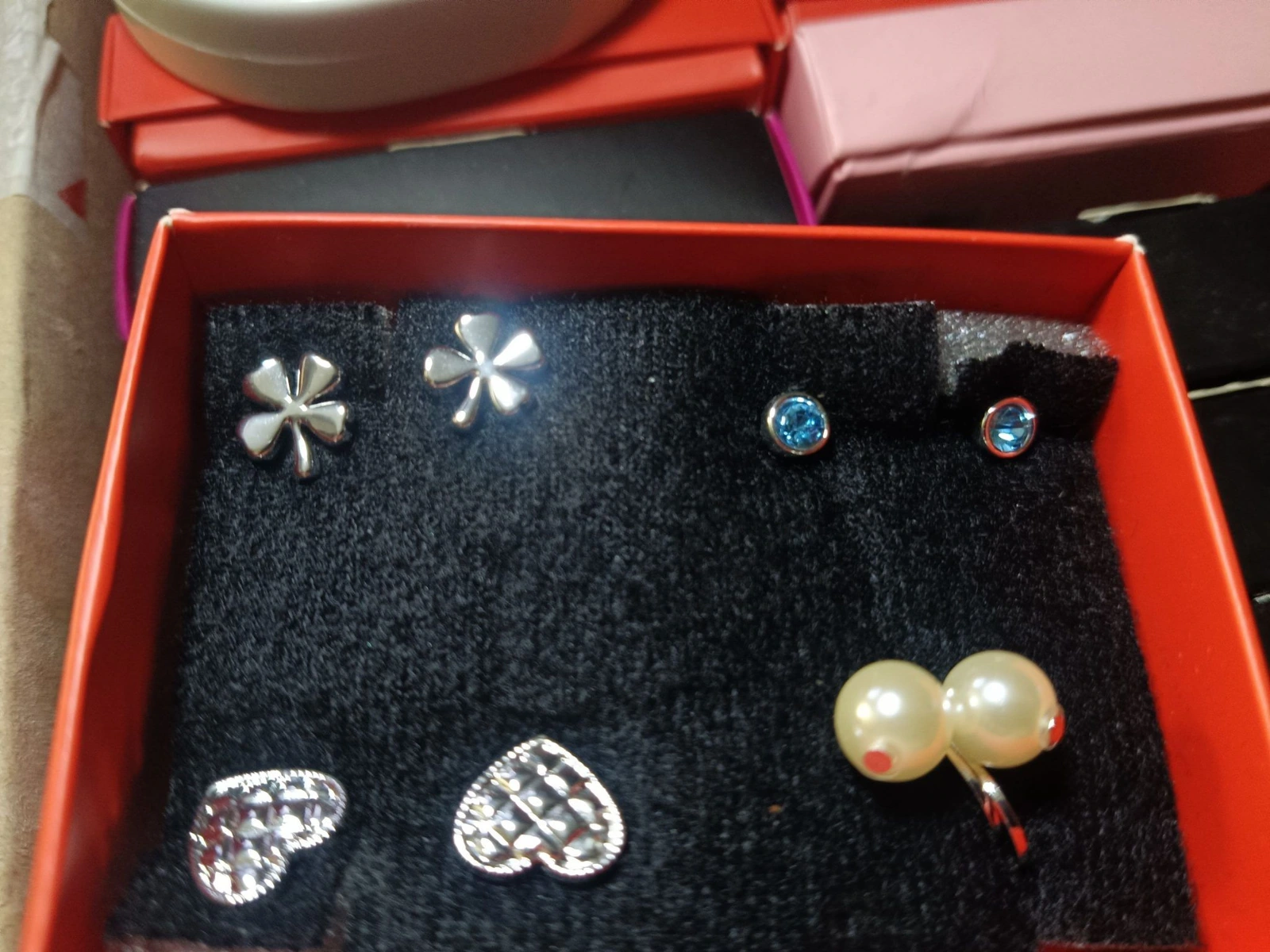 Aretes