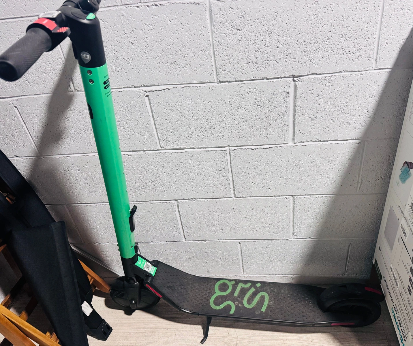 Scooter eléctrico Grin verde