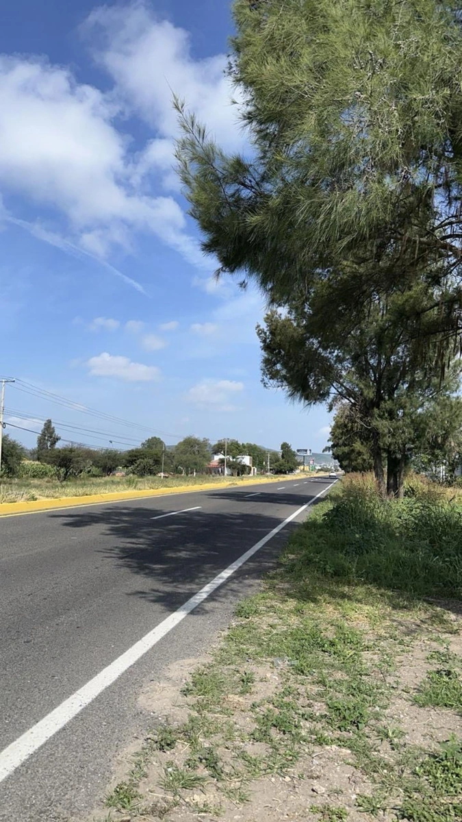 Terreno a pie de carretera Queretaro