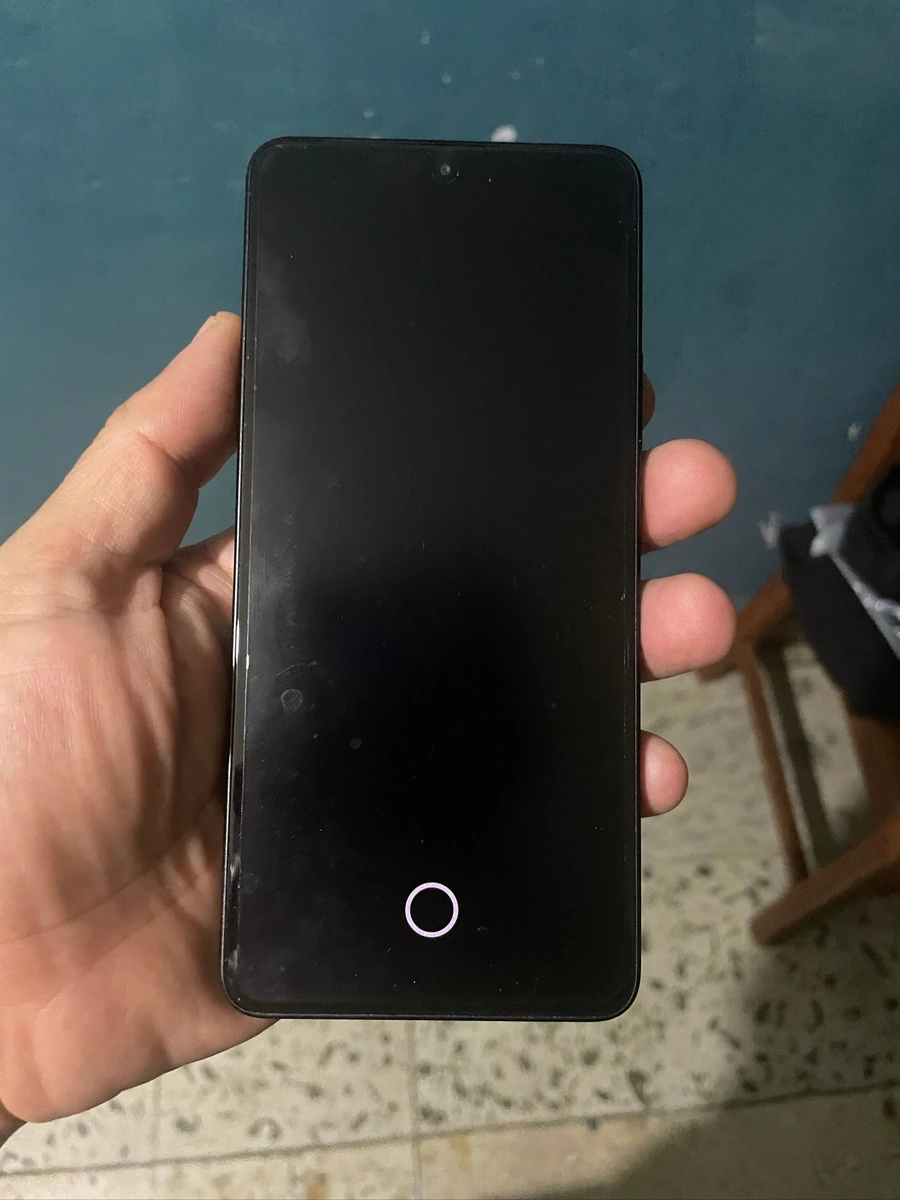 Xiaomi POCO F6 512GB / 12GB RAM (Seminuevo con accesorios completos)