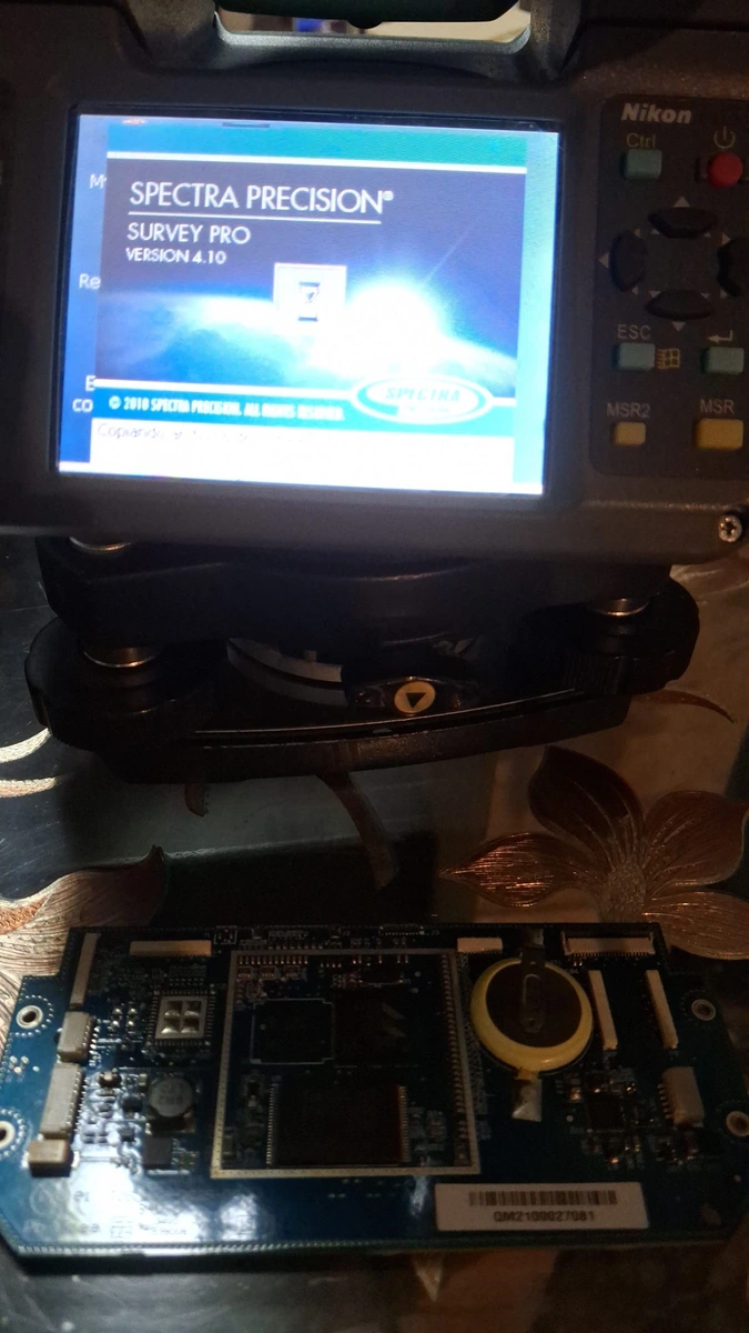 Reparación de equipo topográfico