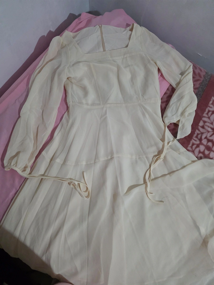Vestido color beige