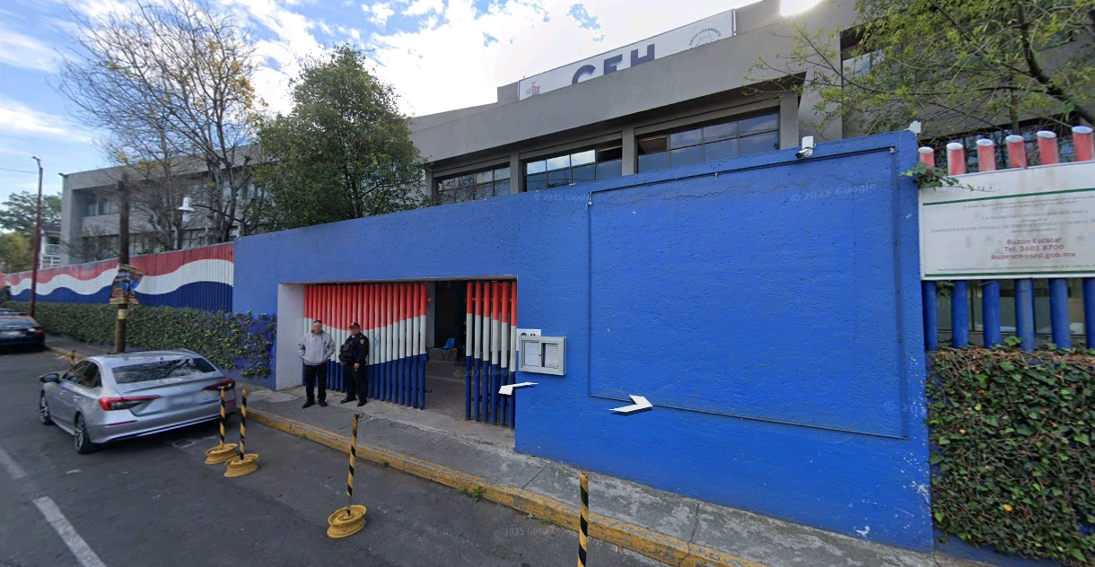 EDIFICIO MULTIFUNCIONAL GRAN OPORTUNIDAD PARA INVERSIÓN