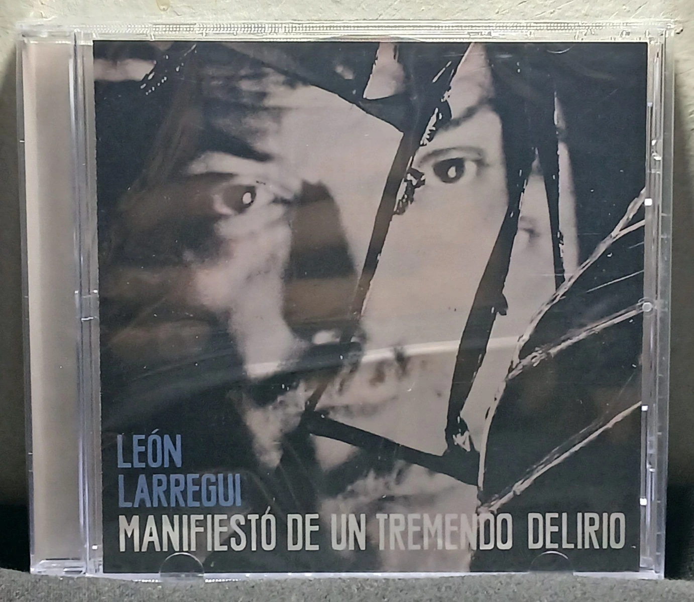 CD Leon Larregui