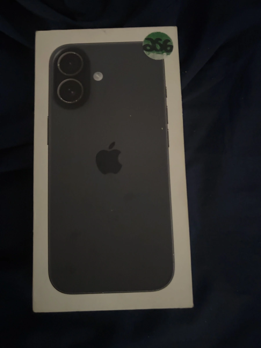 iPhone 17