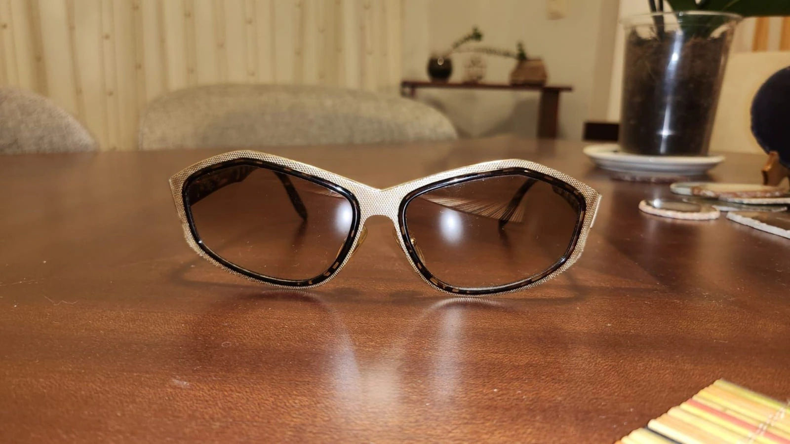 Para los amantes de lo Vintage. Gafas únicas de los 80. Paloma Picasso