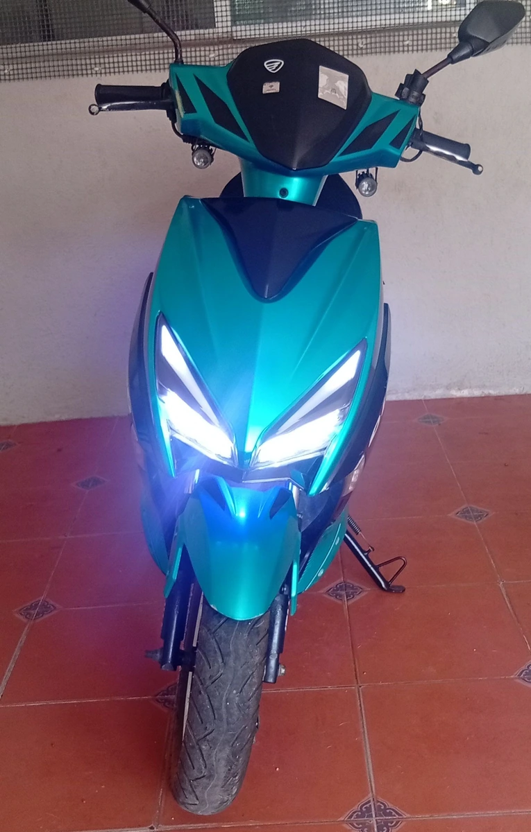 Motoneta D150 Italika 2024